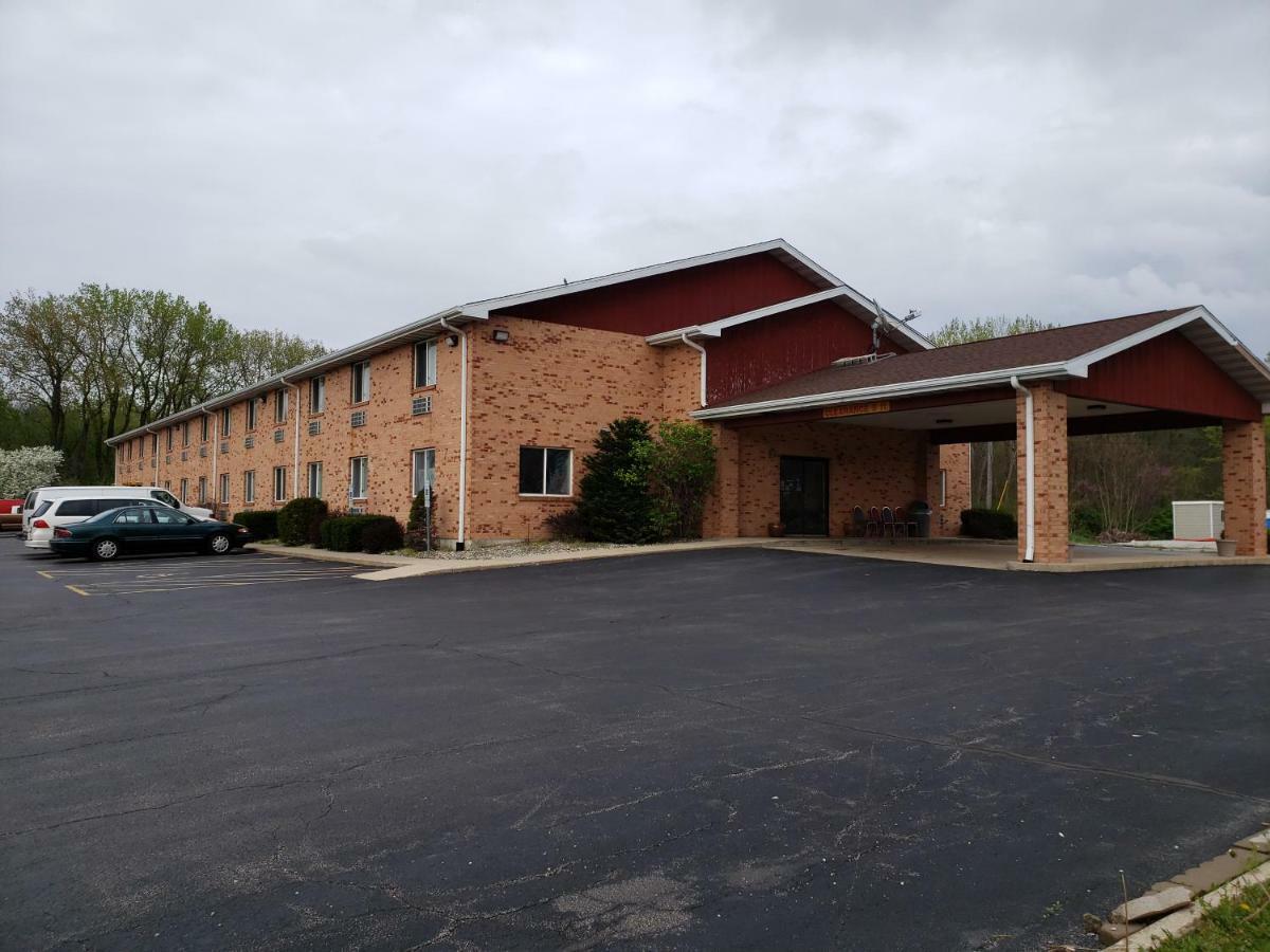 Hotel Super 8 By Wyndham Watseka Exterior foto
